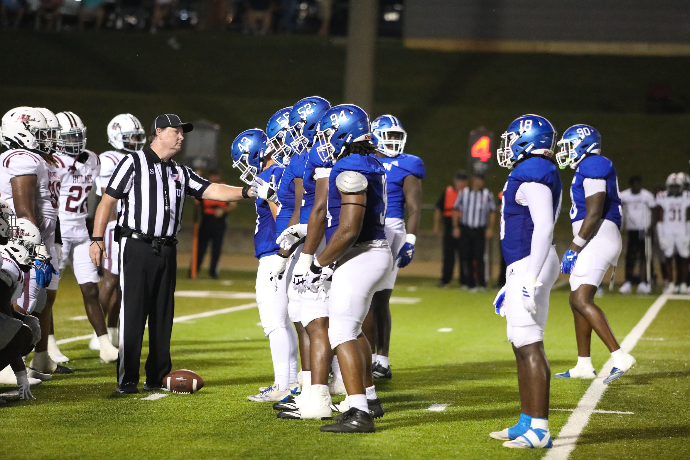 Wolves Roll Past Bulldogs