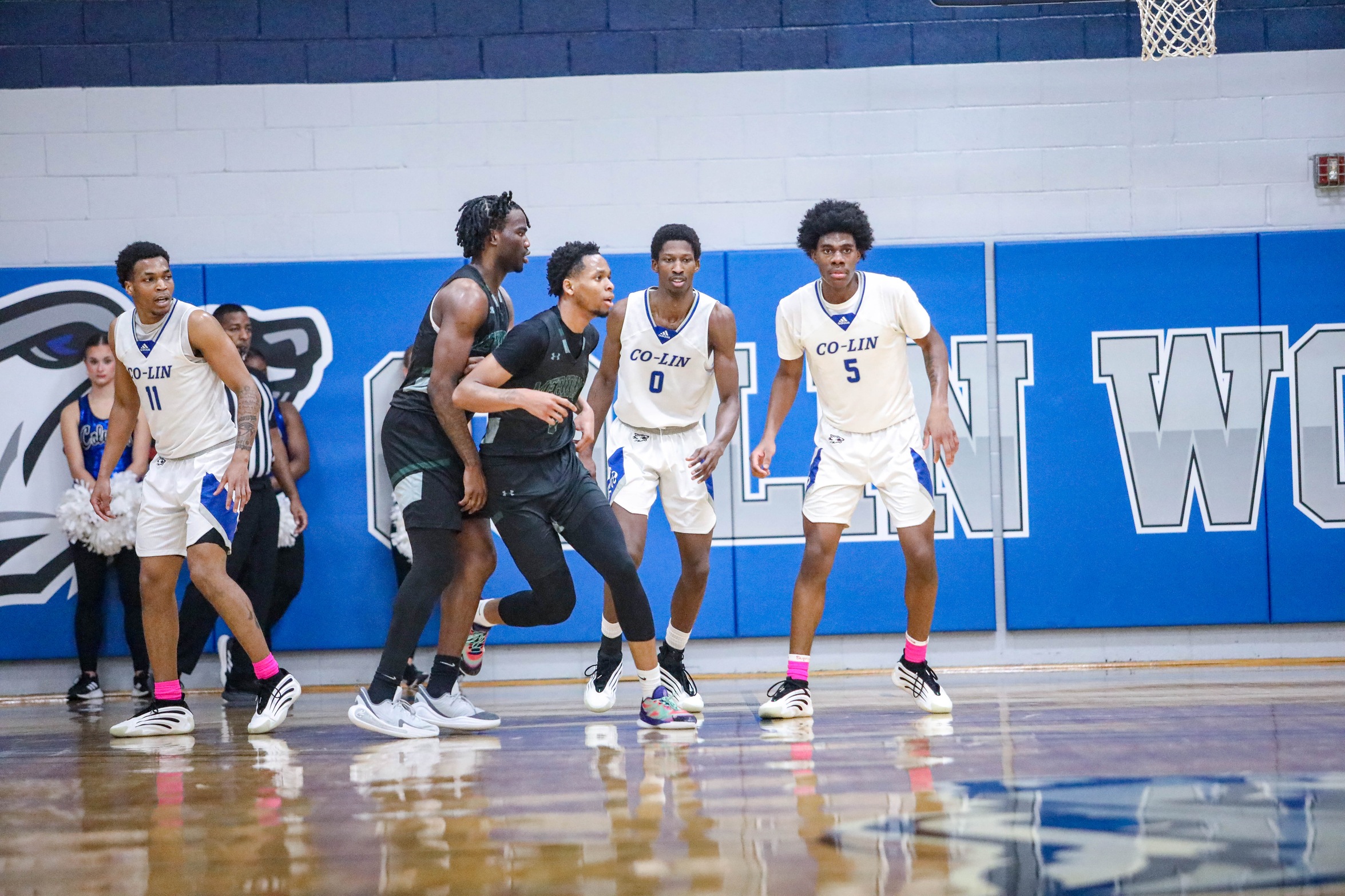 Wolves Outlast Eagles in Overtime