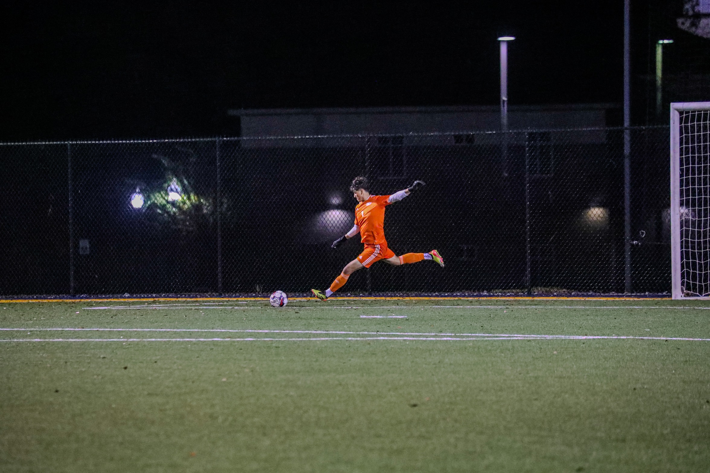Wolves Strong Defense Leads to Second Straight Clean Sheet
